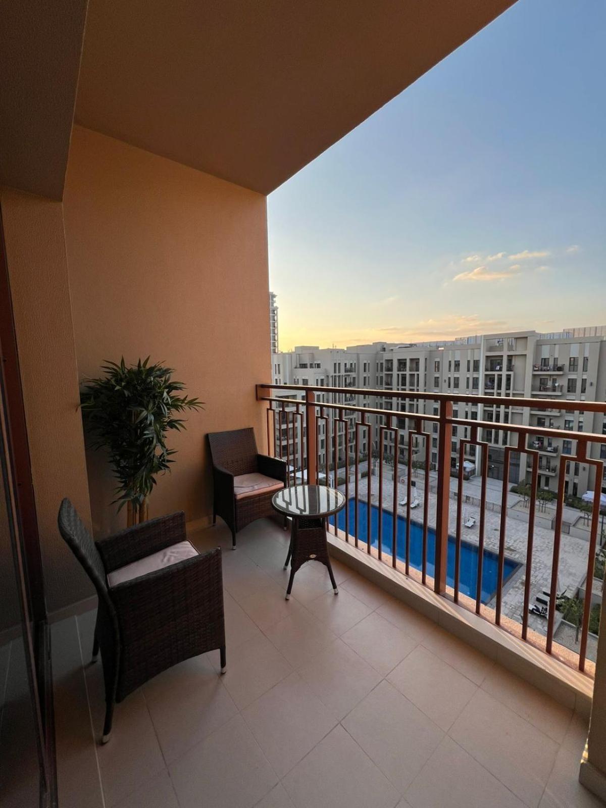 Luxury 2 Beds Nshama Zarha Breeze 3b1 Apartment