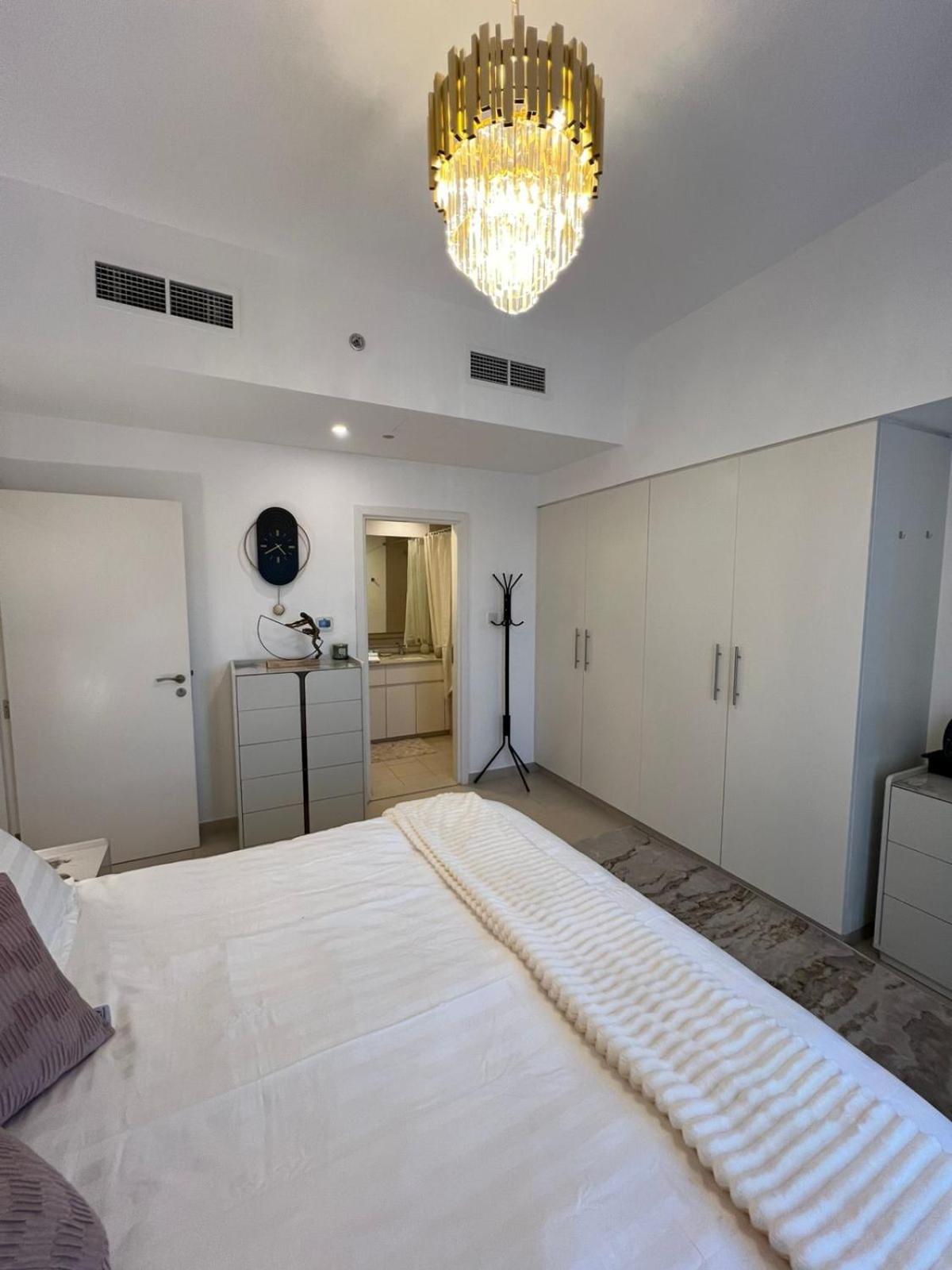 Luxury 2 Beds Nshama Zarha Breeze 3b1 Dubai
