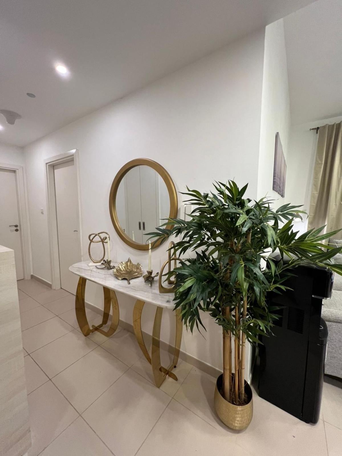 Luxury 2 Beds Nshama Zarha Breeze 3b1 Apartment