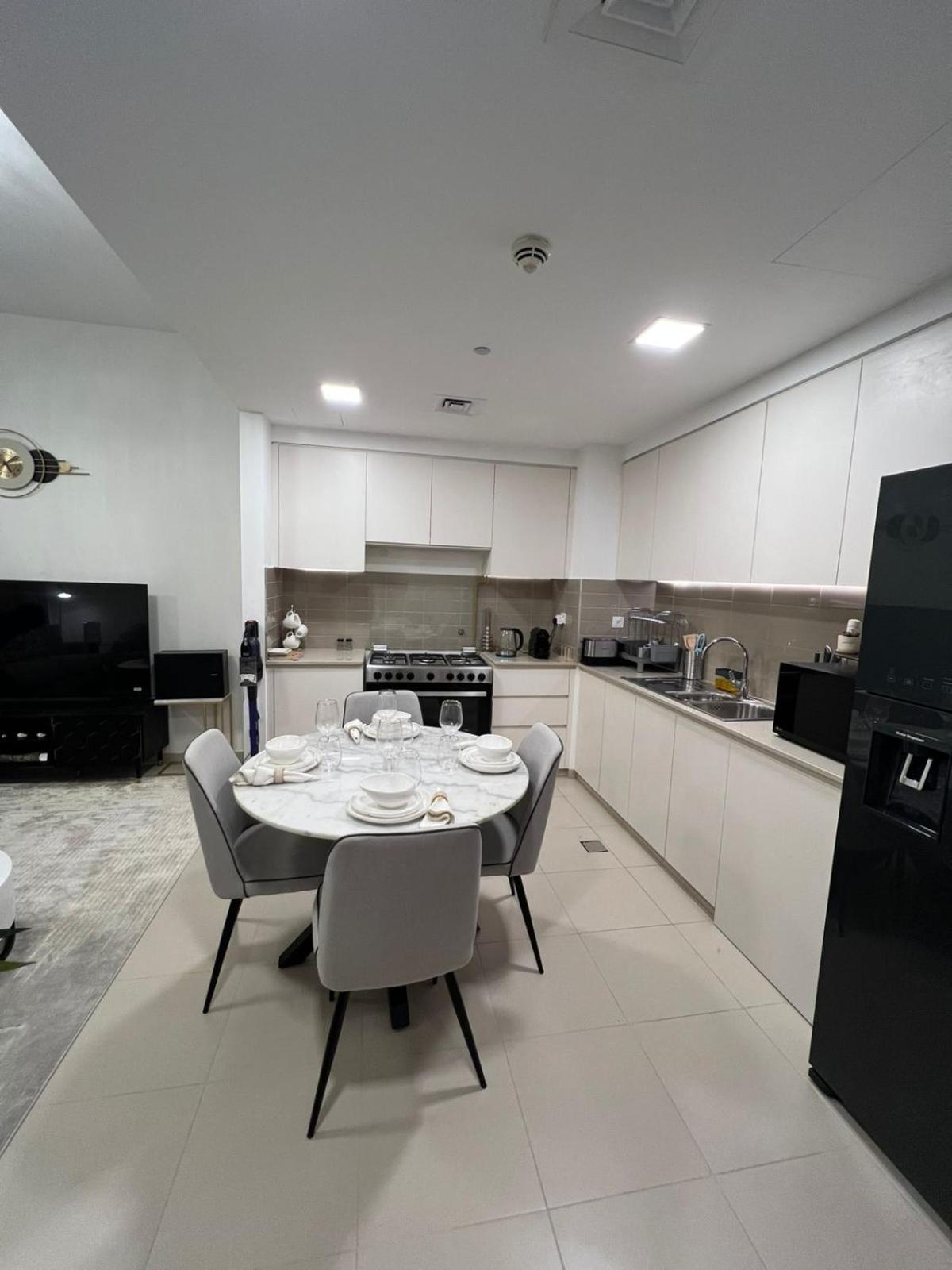 Luxury 2 Beds Nshama Zarha Breeze 3b1 *