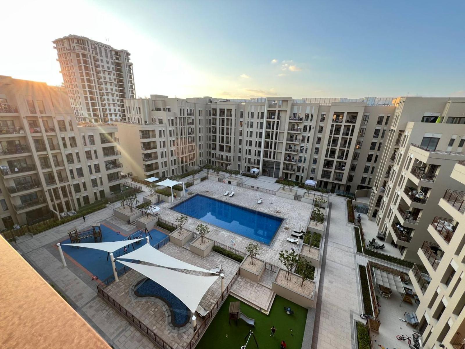 Luxury 2 Beds Nshama Zarha Breeze 3b1 Apartment *