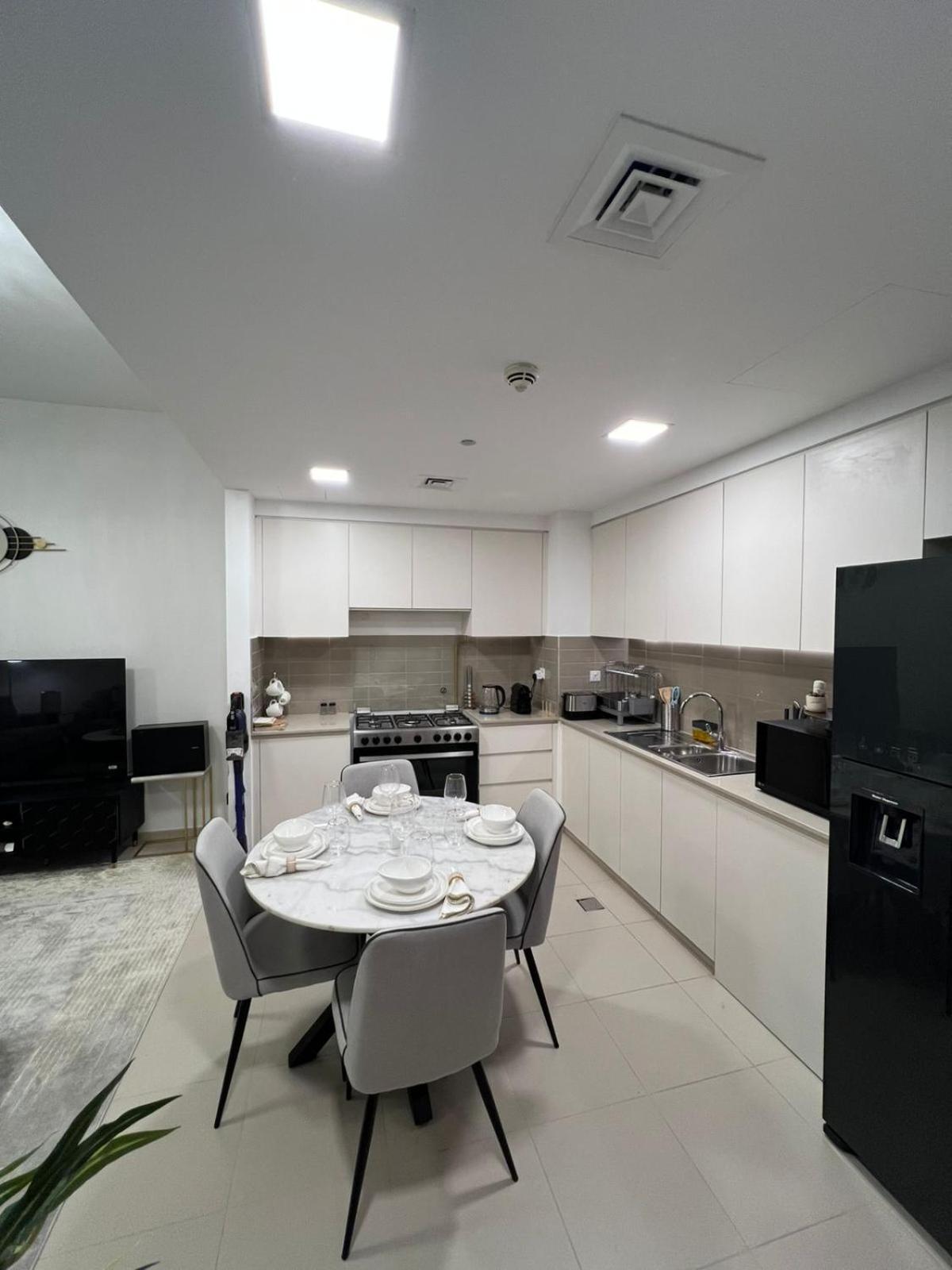 Apartment Luxury 2 Beds Nshama Zarha Breeze 3b1 *